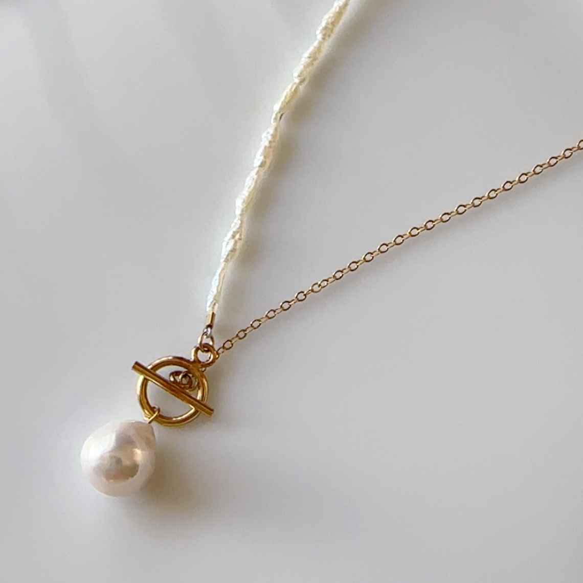 "lily of the valley リリー・オブ・ザ・ヴァリー" アシンメトリー　マンテル　パール　ネックレス - hikari pearl.