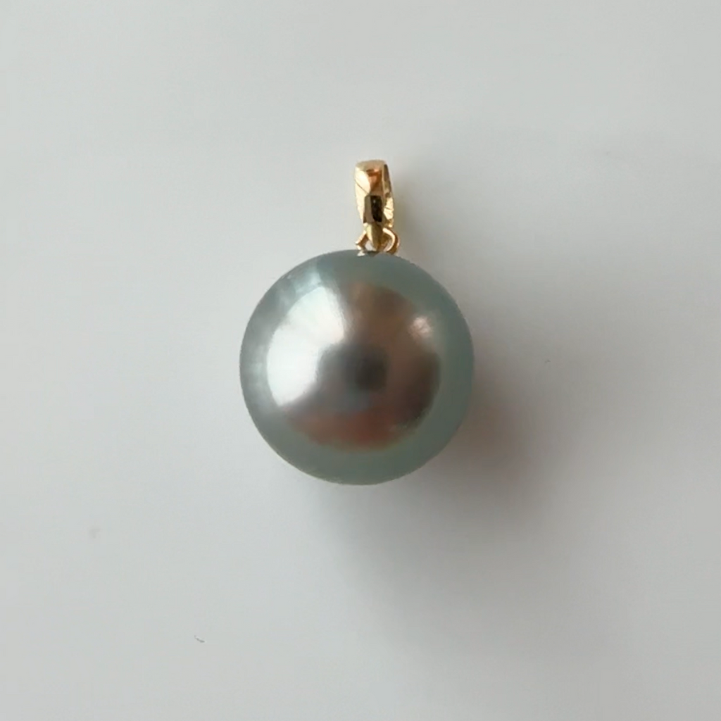 "christmas rose クリスマスローズ" Tahiti   pearl ペンダントトップ - hikari pearl.