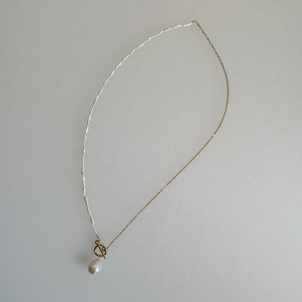 "lily of the valley リリー・オブ・ザ・ヴァリー" アシンメトリー　マンテル　パール　ネックレス - hikari pearl.