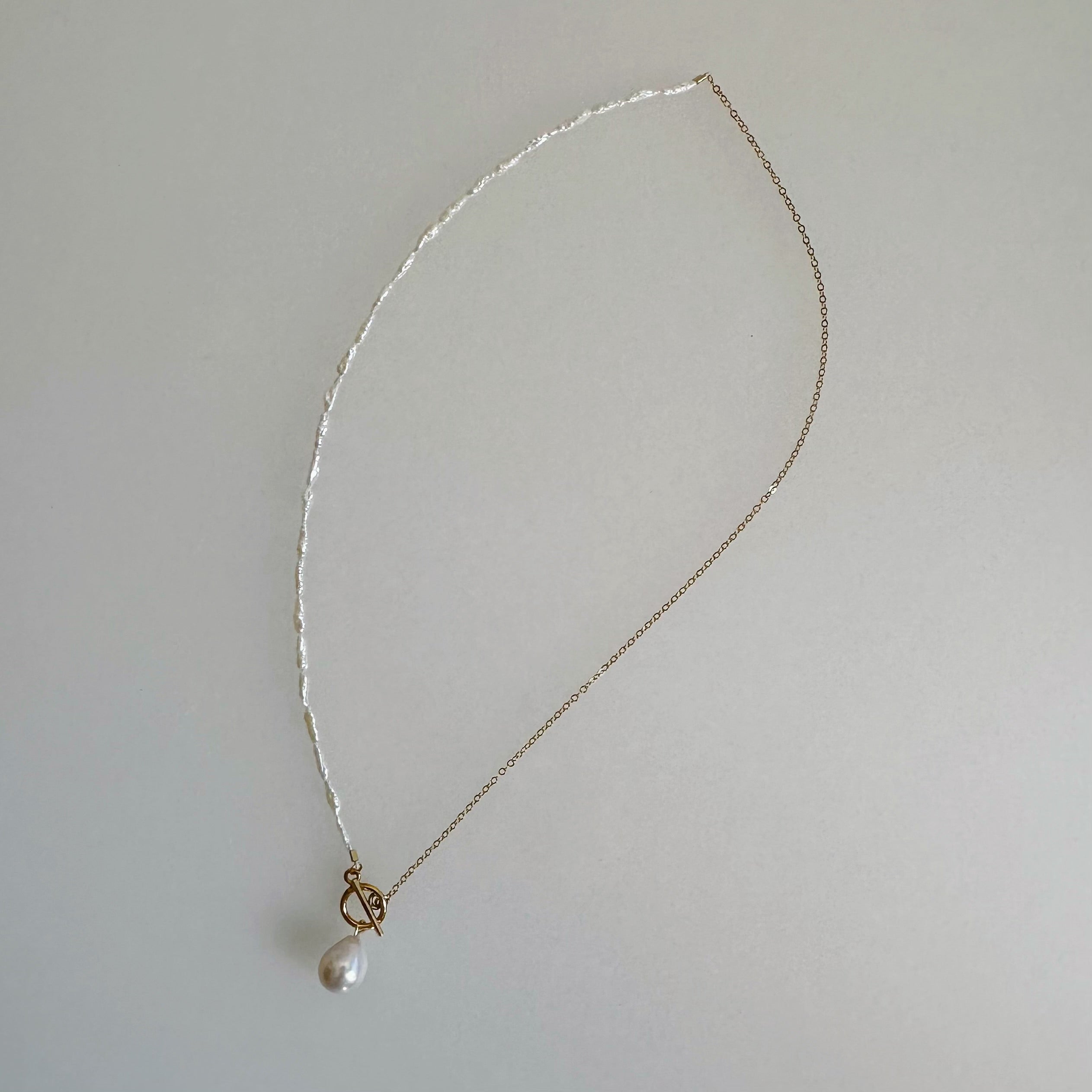 "lily of the valley リリー・オブ・ザ・ヴァリー" アシンメトリー　マンテル　パール　ネックレス - hikari pearl.