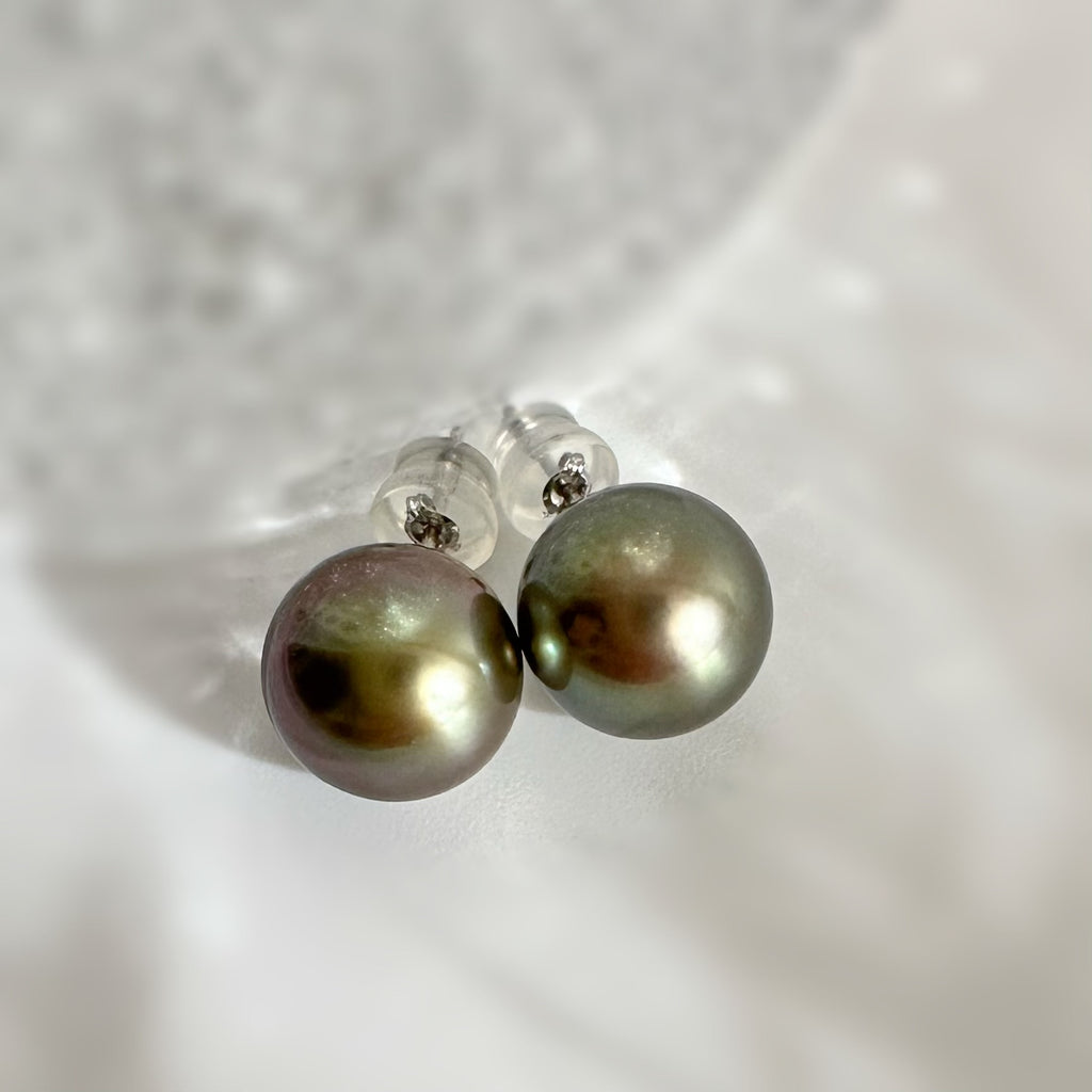 Tahiti   pearl brown color  nudeピアス　一点もの - hikari pearl.