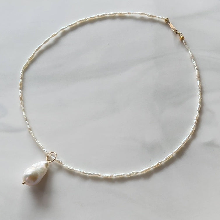 Keshi pearl oyster baroque necklace