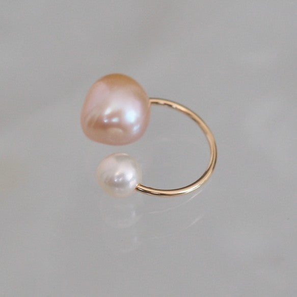 14kgf  natural color & white   Fresh water イヤーカフ - hikari pearl.