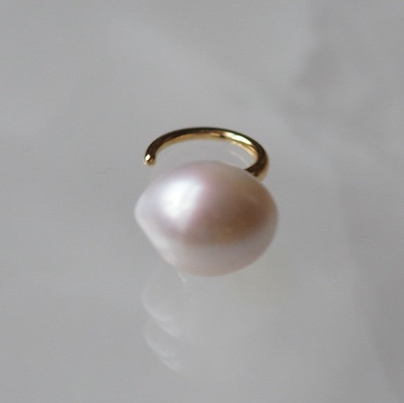 Baroque Fresh water white イヤーカフ - hikari pearl.