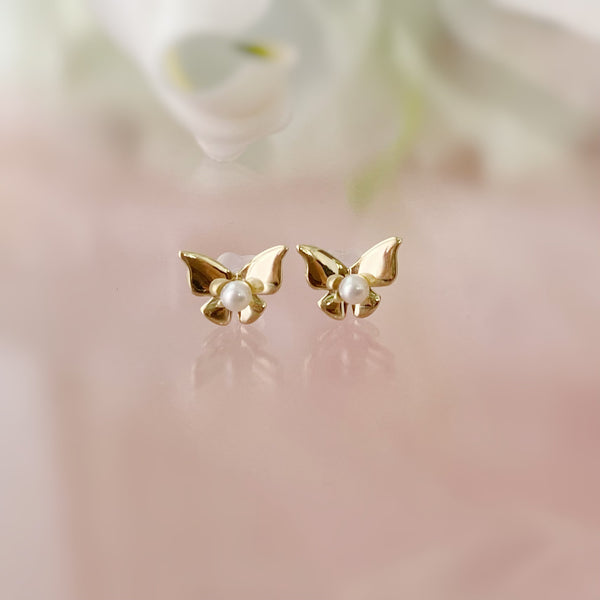 k10 Papillon motif  pearl ピアス　イヤリング - hikari pearl.