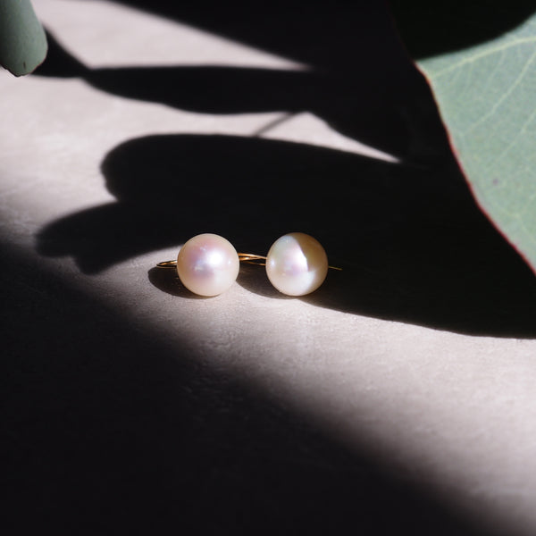 k18 Fresh water hook nudeピアス - hikari pearl.