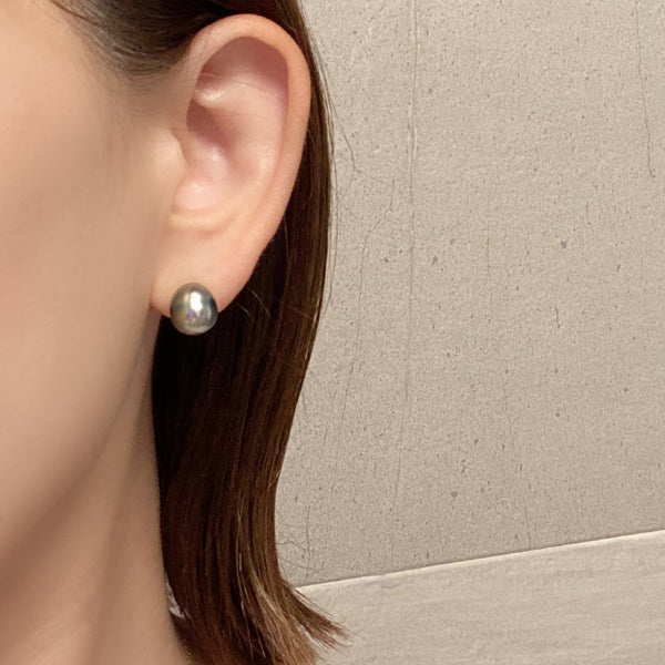 Tahiti pearl South Sea pearl  by color ピアス - hikari pearl.