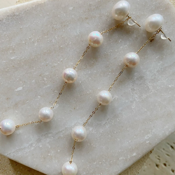 No.18 asymmetry wedding long ピアス　イヤリング - hikari pearl.