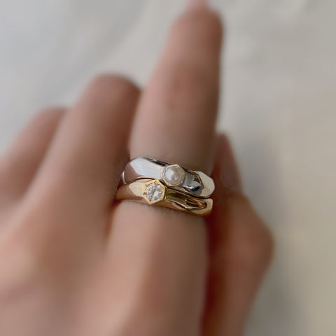 幸せのお守りリング　hexagon ring - hikari pearl.
