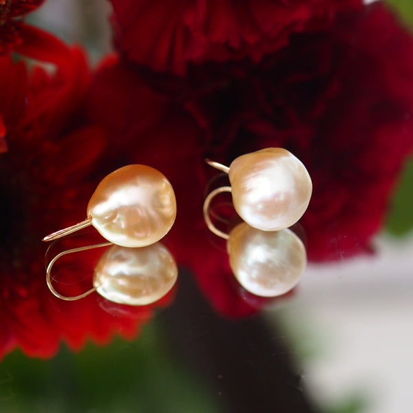 k18 South Sea pearl hook ピアス - hikari pearl.