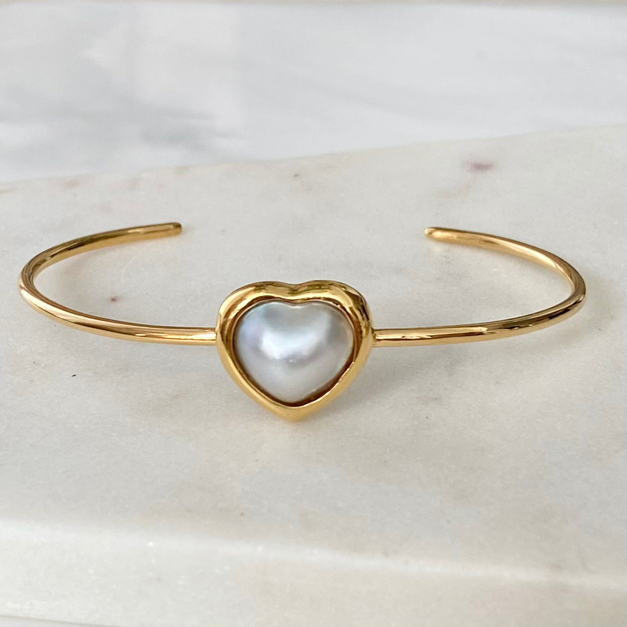 一点もの　coeur motif  pearl bangle ブレスレット - hikari pearl.