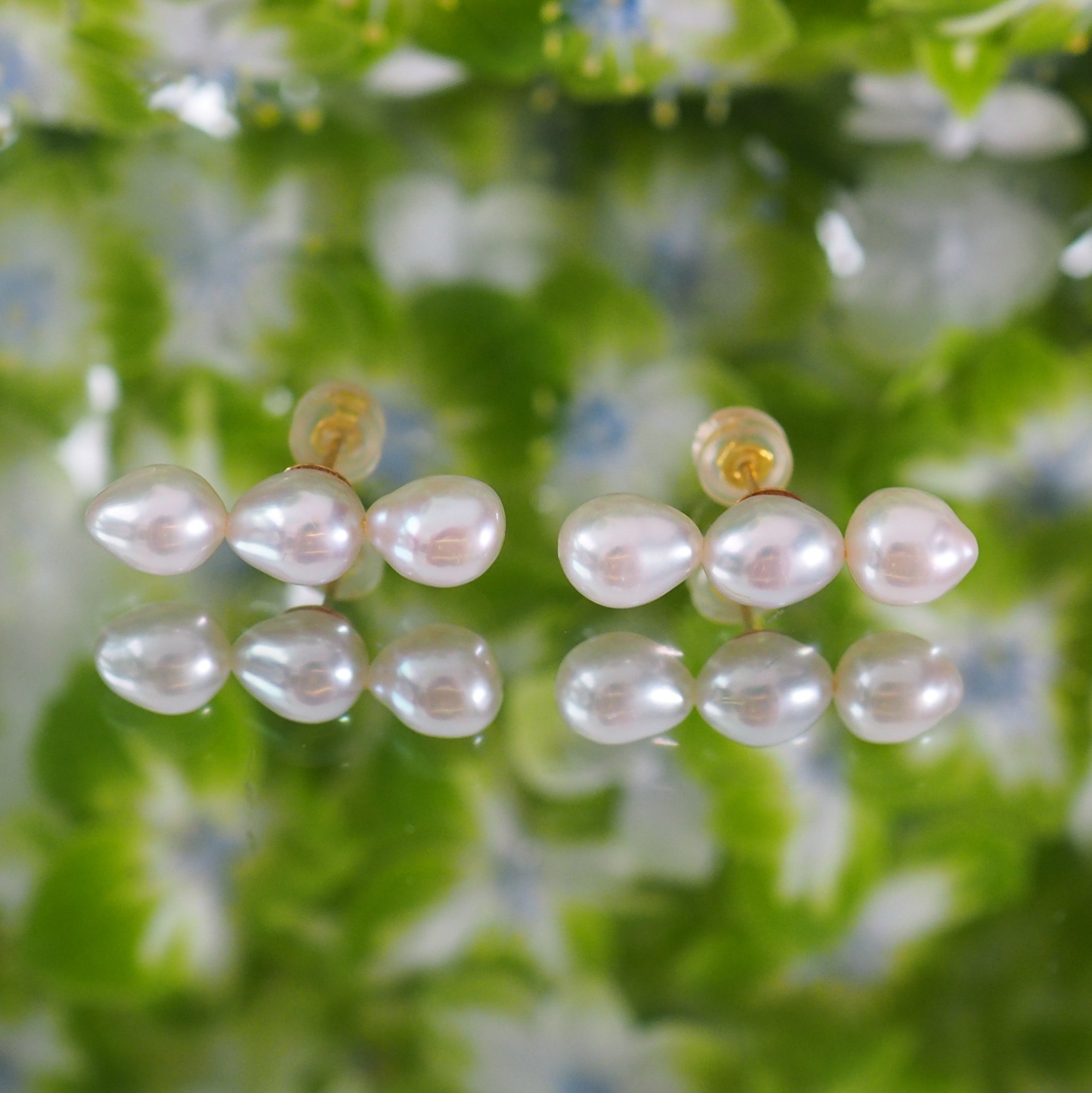 3 pearls teardrop ピアス　イヤリング - hikari pearl.