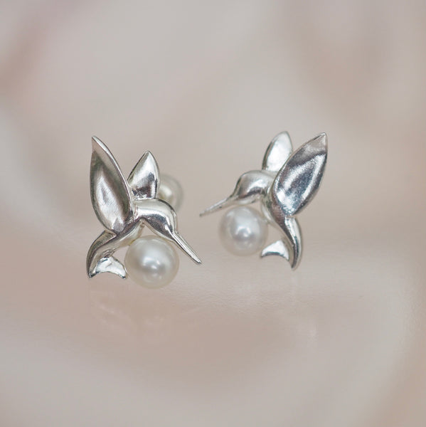 silver hummingbird  pearl ピアス - hikari pearl.